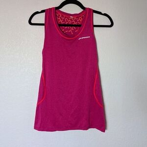 Brooks Fuchsia Sleeveless Racerback Sports Top